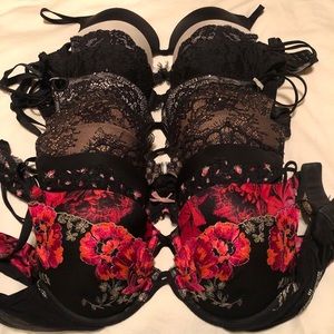 LOT of 9 Victoria’s Secret bras - 32B